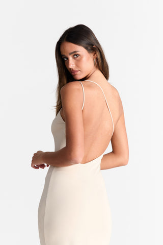 Vestido Lyra Chic – Almond Elegante