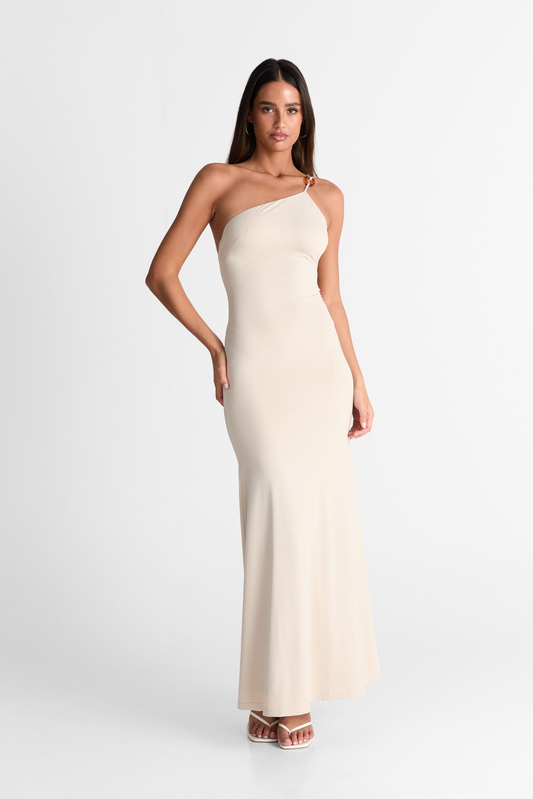 Vestido Lyra Chic – Almond Elegante
