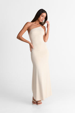 Vestido Lyra Chic – Almond Elegante