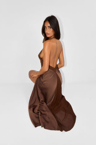 Vestido Arabella Maxi – Chocolate Sofisticado