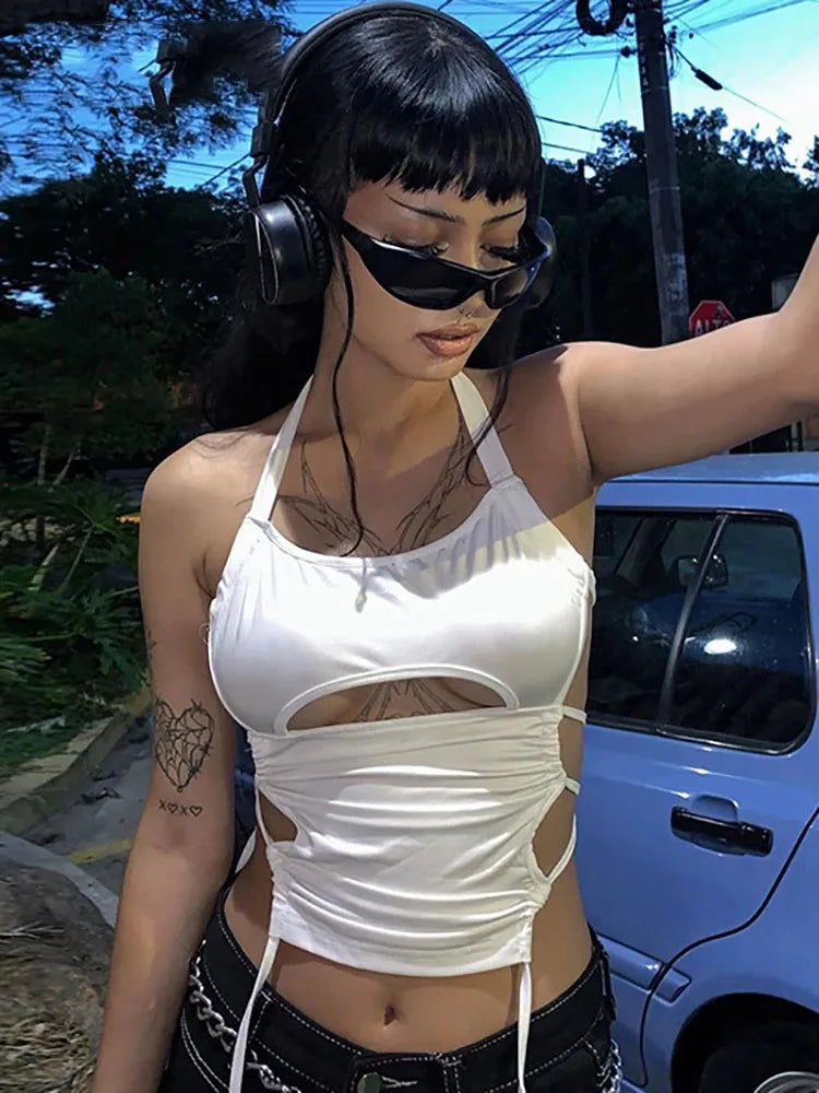 Top Y2K Cut-Out – Halter Sexy
