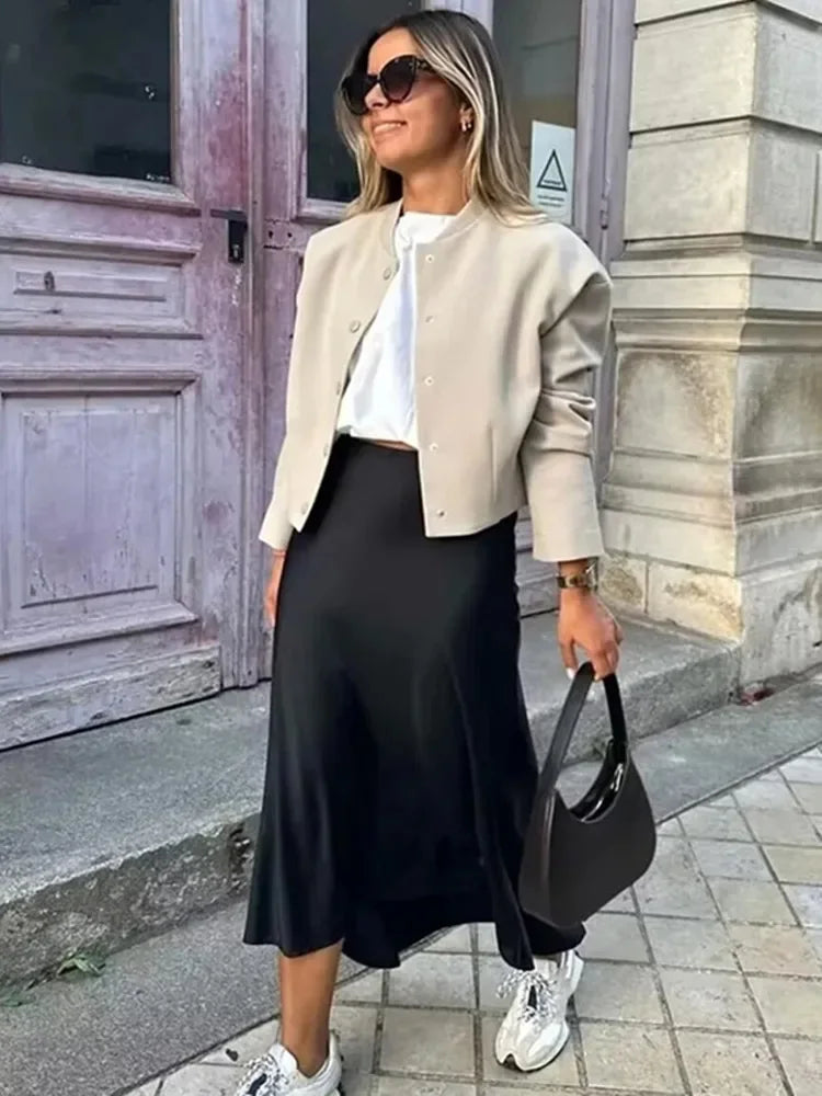 Falda Satin Elegance – Estilo Midi