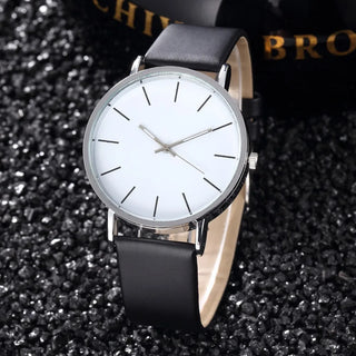 Reloj negro deportivo de lujo