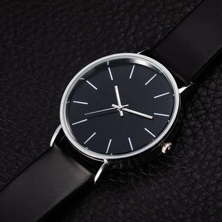 Reloj negro deportivo de lujo